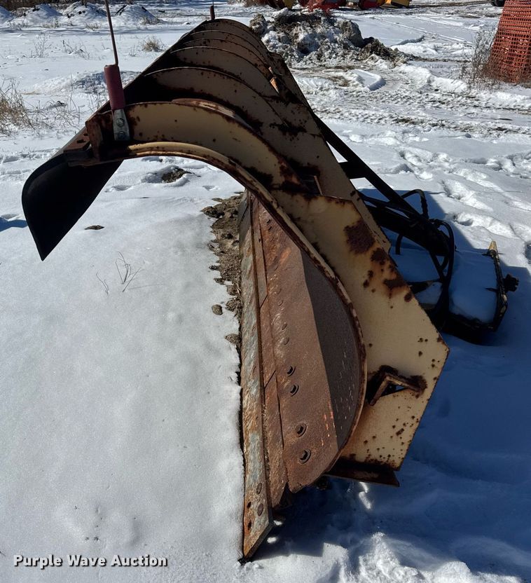 image for item DU3303 2002 Freightliner FL80 dump truck