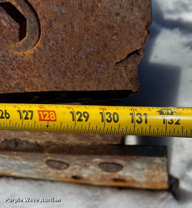 image for item DU3303 2002 Freightliner FL80 dump truck