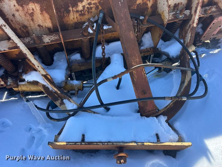 image for item DU3303 2002 Freightliner FL80 dump truck