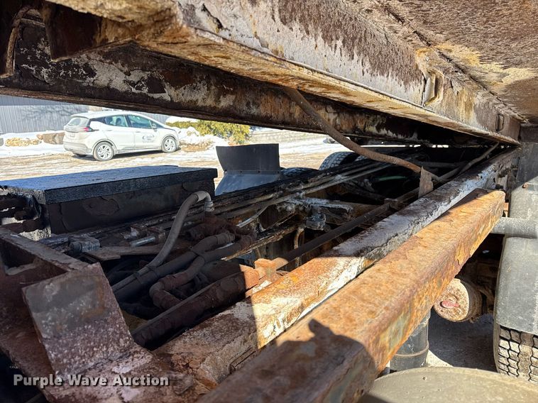 image for item DU3304 2001 Sterling dump truck