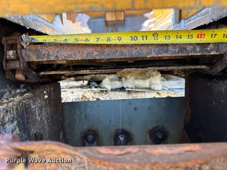 image for item DU3304 2001 Sterling dump truck