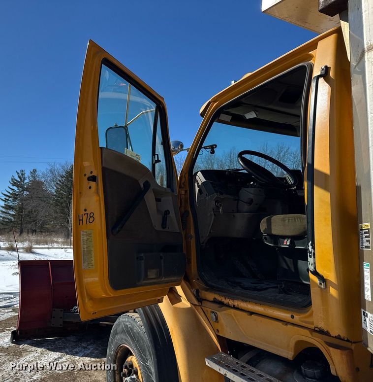 image for item DU3304 2001 Sterling dump truck