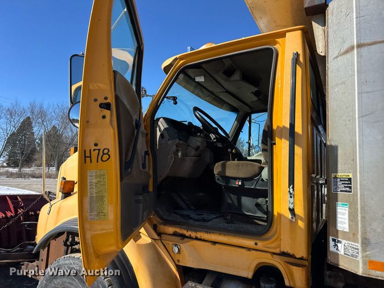 image for item DU3304 2001 Sterling dump truck