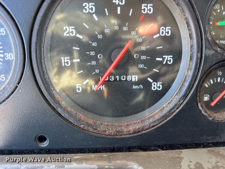 image for item DU3304 2001 Sterling dump truck