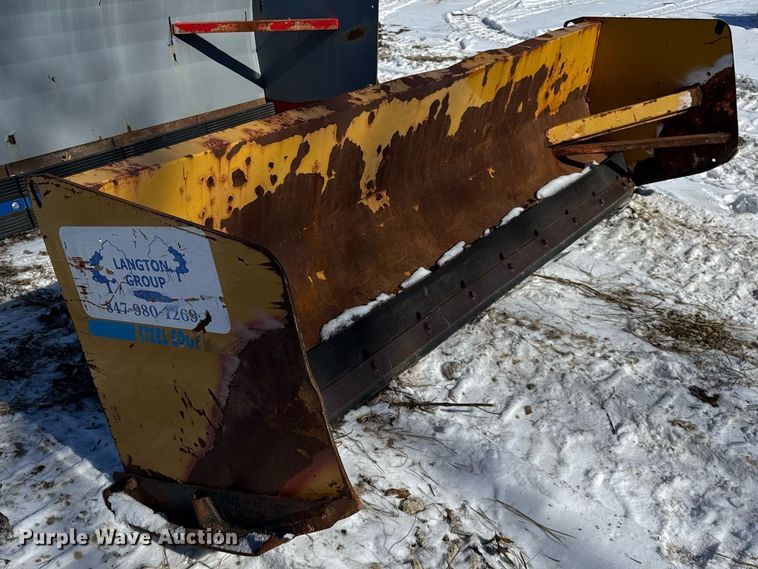 image for item DU3309 Skid steer snow pusher