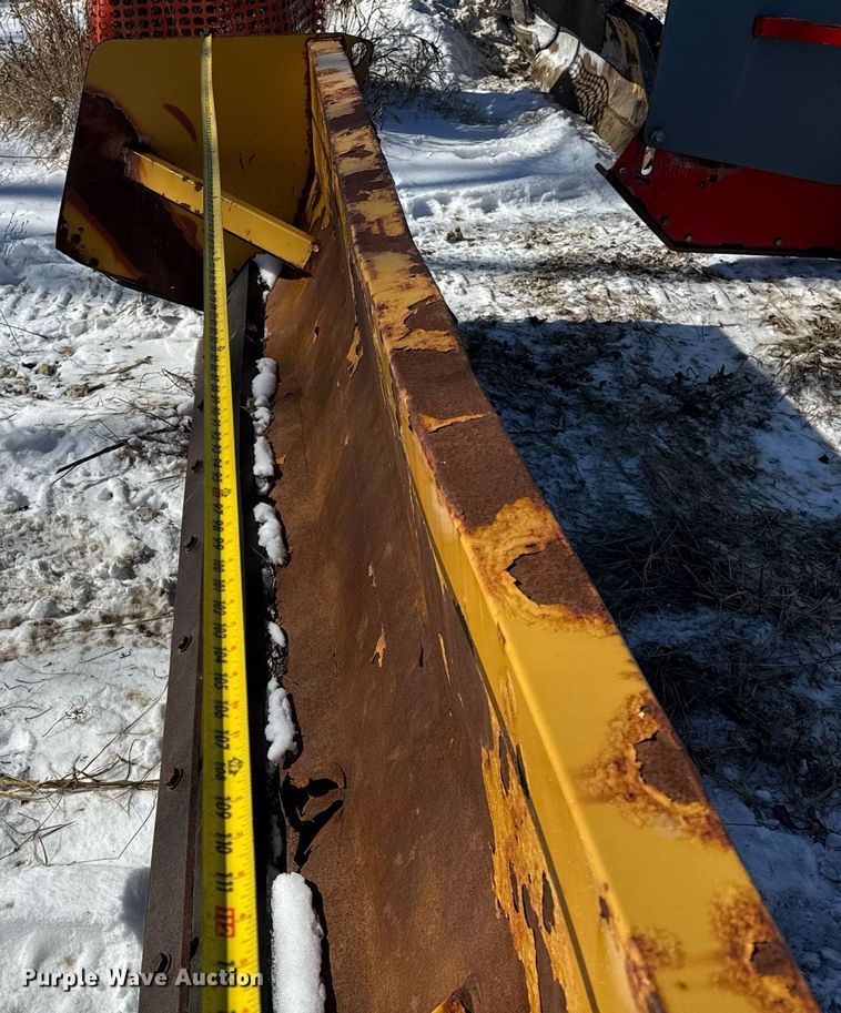 image for item DU3309 Skid steer snow pusher