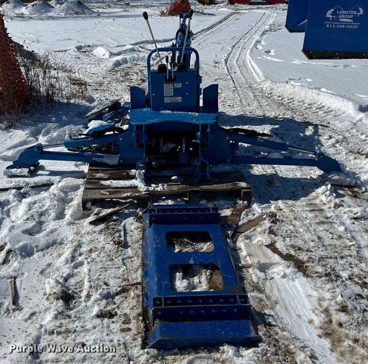 image for item DU3311 LS LB1300 backhoe attachment