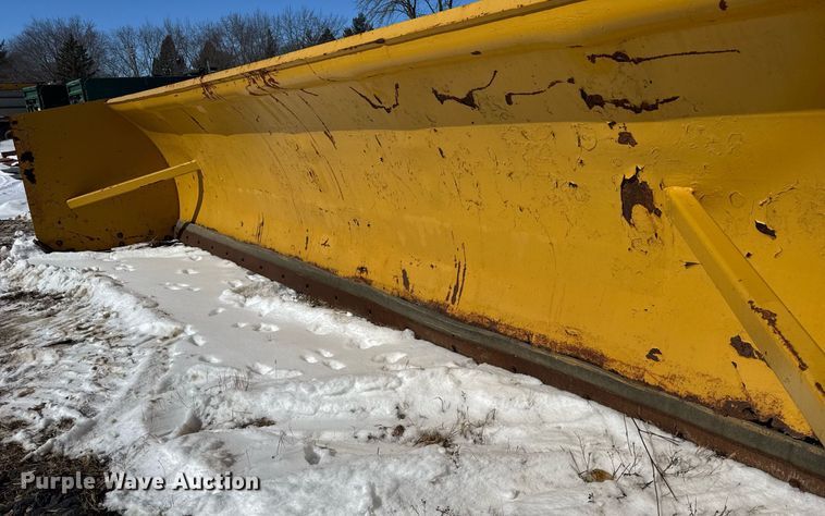 image for item DU3313 Pro Tech wheel loader snow pusher