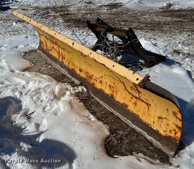 image for item DU3314 10' W snow plow