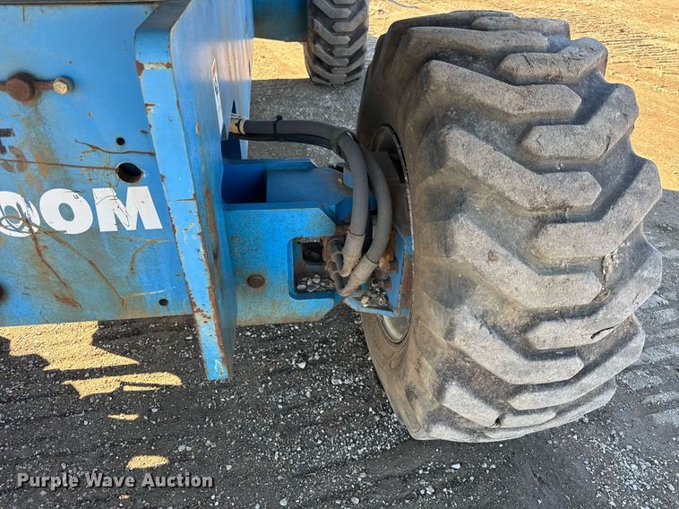 image for item DU3318 1997 Genie S60 boom lift