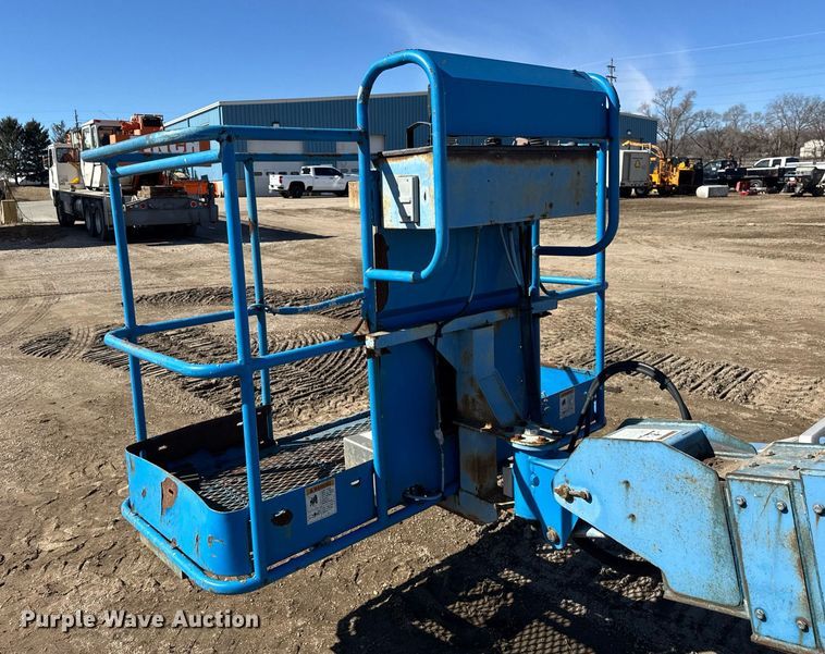 image for item DU3318 1997 Genie S60 boom lift