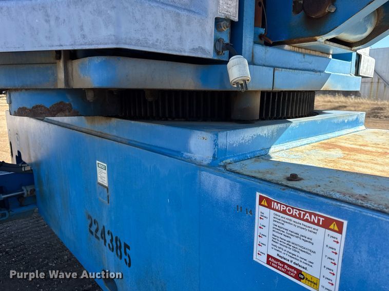 image for item DU3318 1997 Genie S60 boom lift