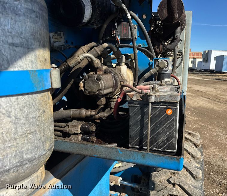 image for item DU3318 1997 Genie S60 boom lift