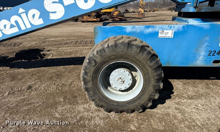 image for item DU3318 1997 Genie S60 boom lift
