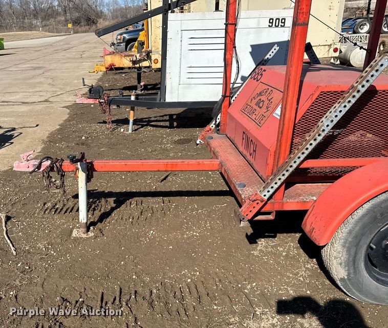 image for item DU3319 MCS Power Flash Lite arrow board trailer