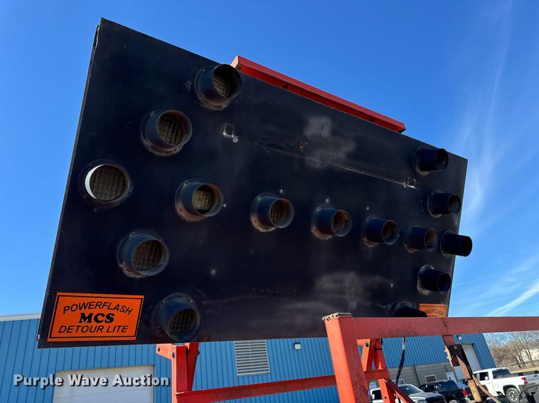 image for item DU3319 MCS Power Flash Lite arrow board trailer