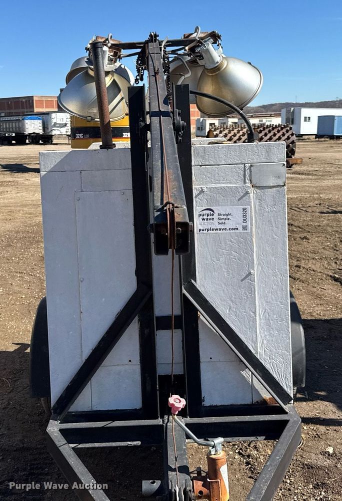 image for item DU3320 1992 Enercon Engineering D302-2 light plant