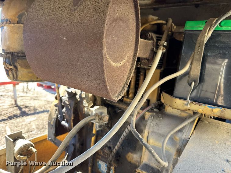 image for item DU3320 1992 Enercon Engineering D302-2 light plant