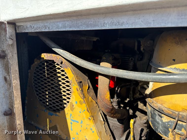 image for item DU3320 1992 Enercon Engineering D302-2 light plant