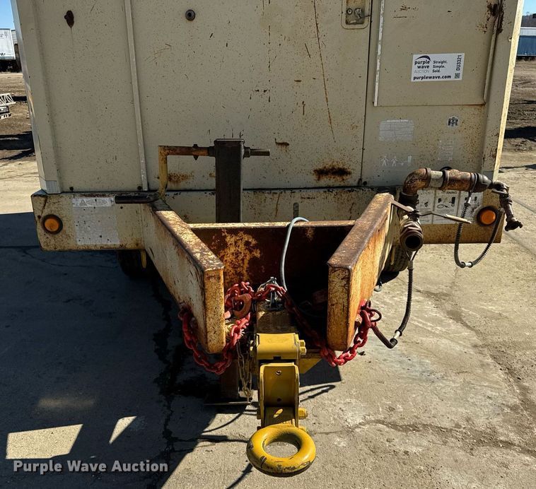 image for item DU3321 Ingersoll Rand 825 air compressor