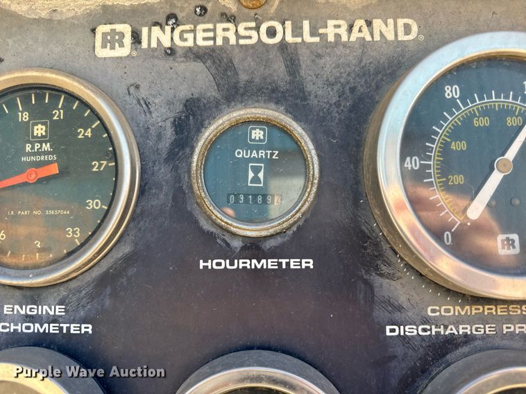 image for item DU3321 Ingersoll Rand 825 air compressor