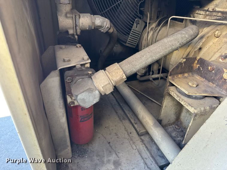 image for item DU3321 Ingersoll Rand 825 air compressor