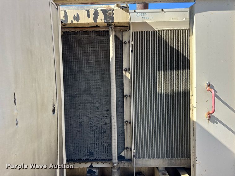 image for item DU3321 Ingersoll Rand 825 air compressor