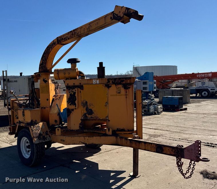 image for item DU3322 1990 Bandit wood chipper
