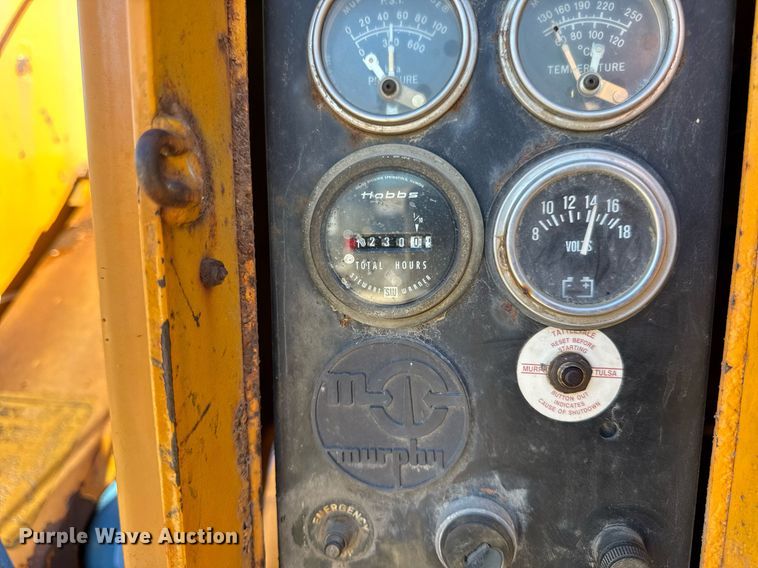 image for item DU3322 1990 Bandit wood chipper