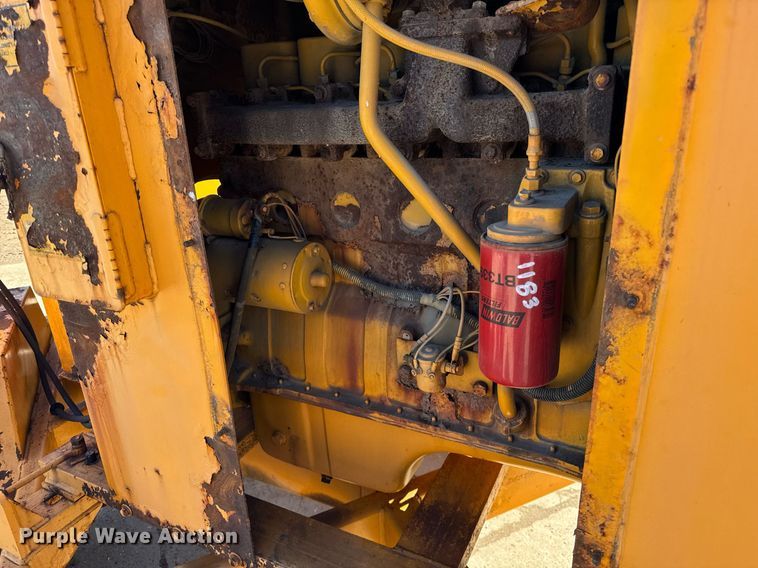 image for item DU3322 1990 Bandit wood chipper