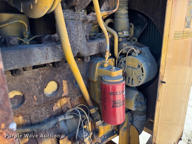 image for item DU3322 1990 Bandit wood chipper