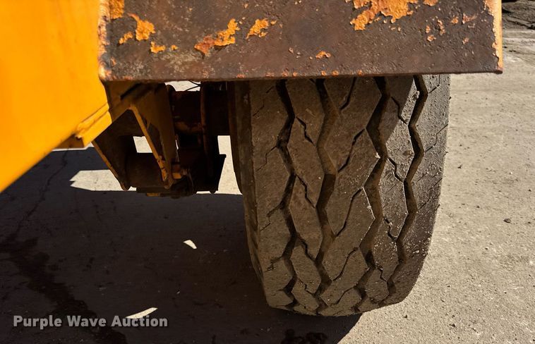 image for item DU3322 1990 Bandit wood chipper