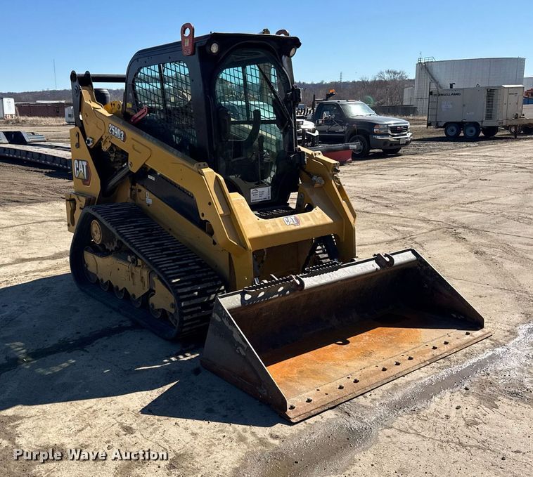 image for item DU3323 2022 Caterpillar 259D3 tracked skid steer loader