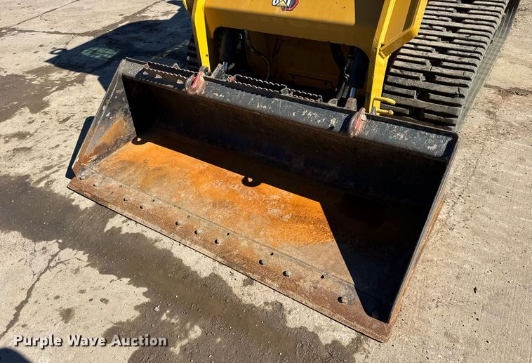 image for item DU3323 2022 Caterpillar 259D3 tracked skid steer loader