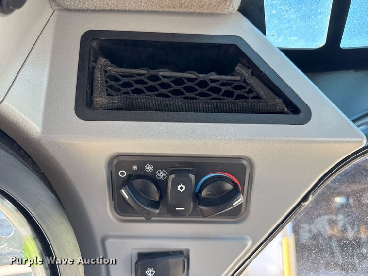 image for item DU3323 2022 Caterpillar 259D3 tracked skid steer loader