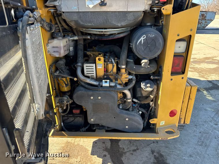 image for item DU3323 2022 Caterpillar 259D3 tracked skid steer loader