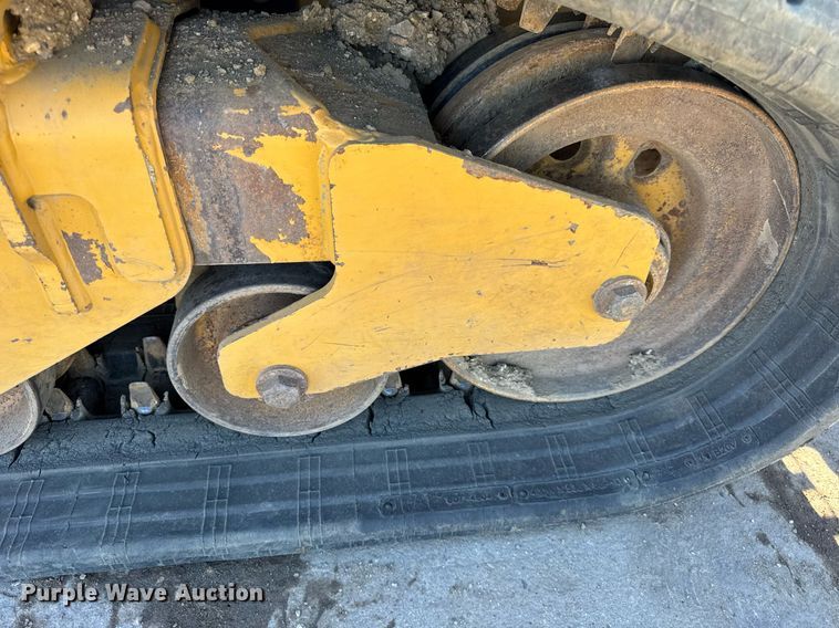 image for item DU3323 2022 Caterpillar 259D3 tracked skid steer loader