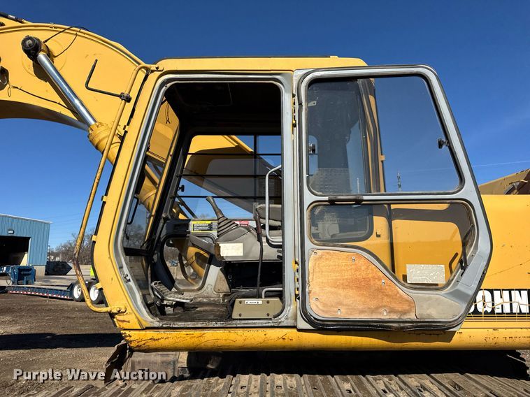 image for item DU3327 1997 John Deere 892E excavator