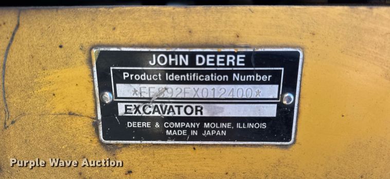image for item DU3327 1997 John Deere 892E excavator
