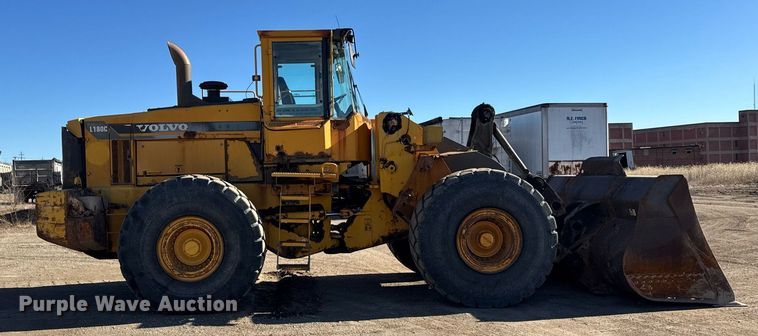 image for item DU3328 1999 Volvo L180C wheel loader