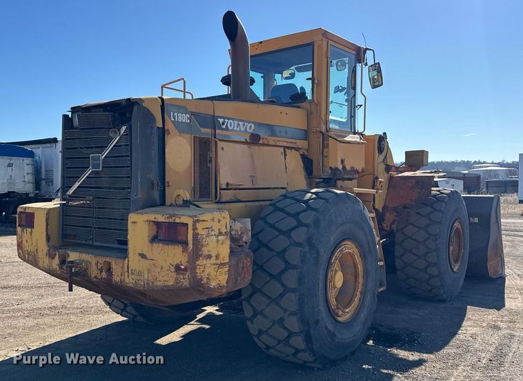 image for item DU3328 1999 Volvo L180C wheel loader
