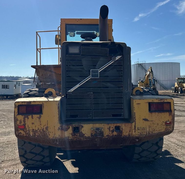 image for item DU3328 1999 Volvo L180C wheel loader