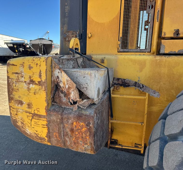image for item DU3328 1999 Volvo L180C wheel loader