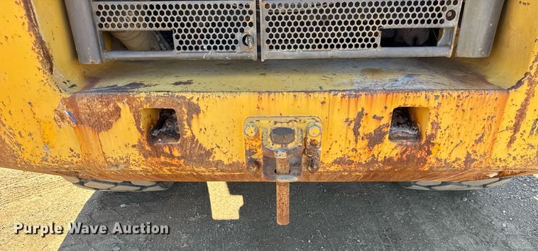 image for item DU3328 1999 Volvo L180C wheel loader