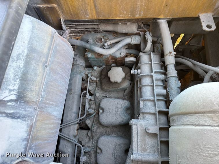 image for item DU3328 1999 Volvo L180C wheel loader