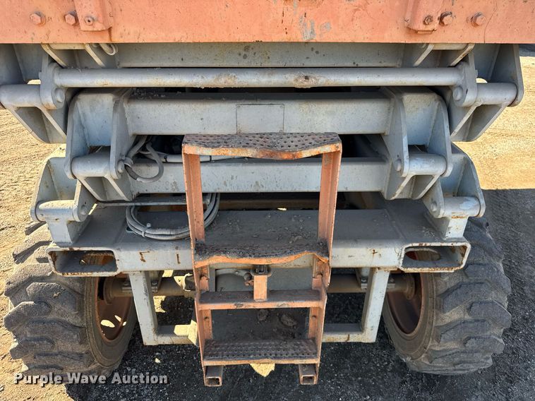 image for item DU3329 Skyjack 7027 scissor lift