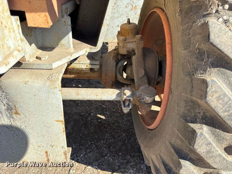 image for item DU3329 Skyjack 7027 scissor lift