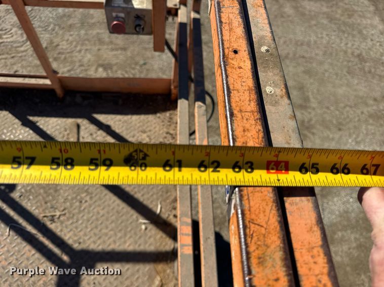 image for item DU3329 Skyjack 7027 scissor lift