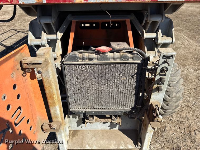 image for item DU3329 Skyjack 7027 scissor lift