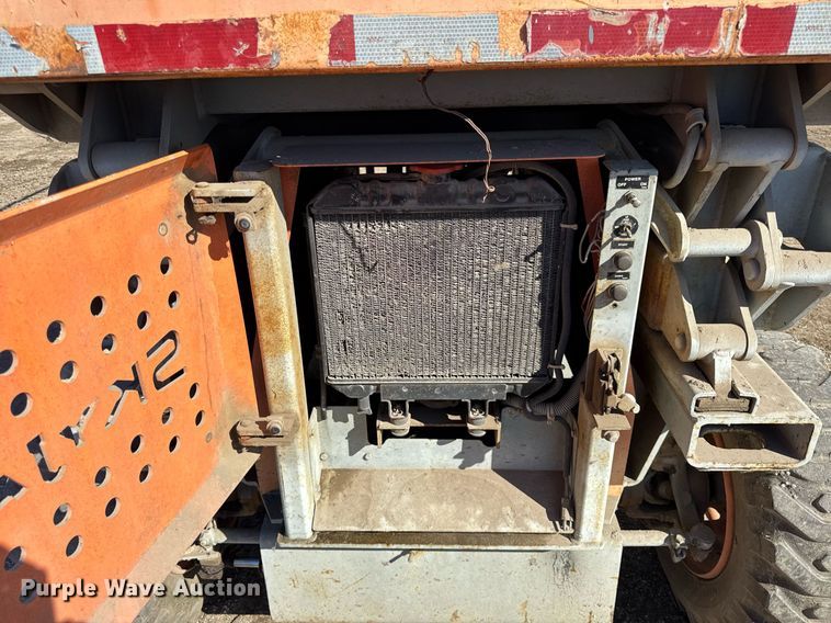 image for item DU3329 Skyjack 7027 scissor lift